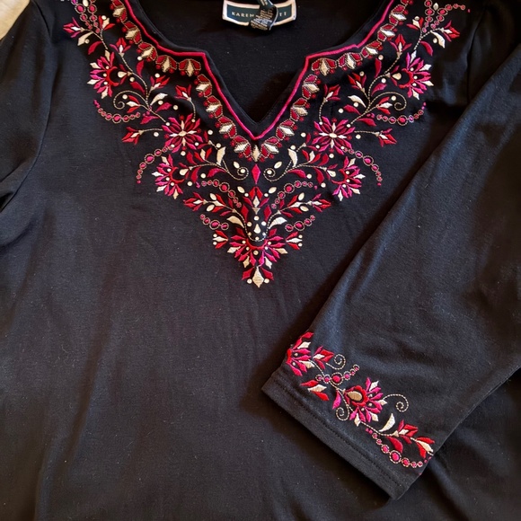 Karen Scott Tops - Embroidered Tunic 3/4 Sleeve